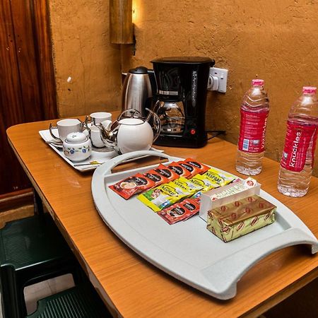 Clay House Hotel Udawalawe Bagian luar foto