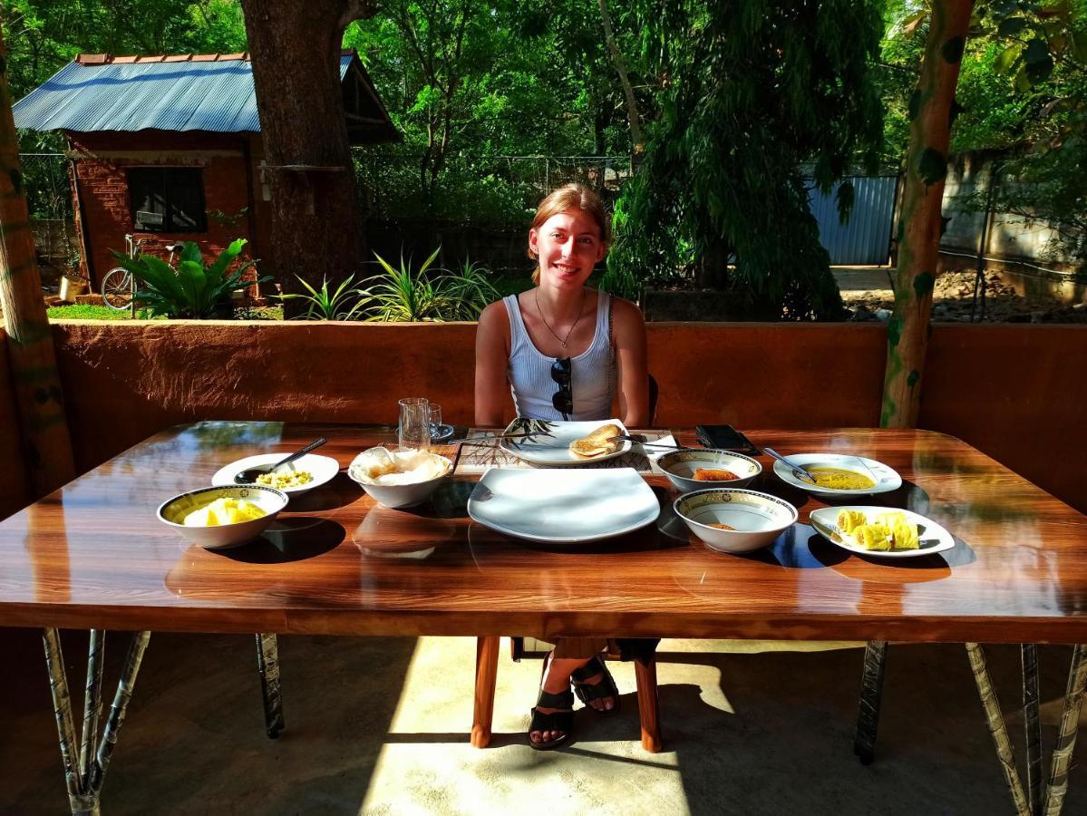 Clay House Hotel Udawalawe Bagian luar foto